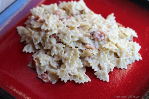 This Bacon Alfredo Pasta is absolutely delicious!