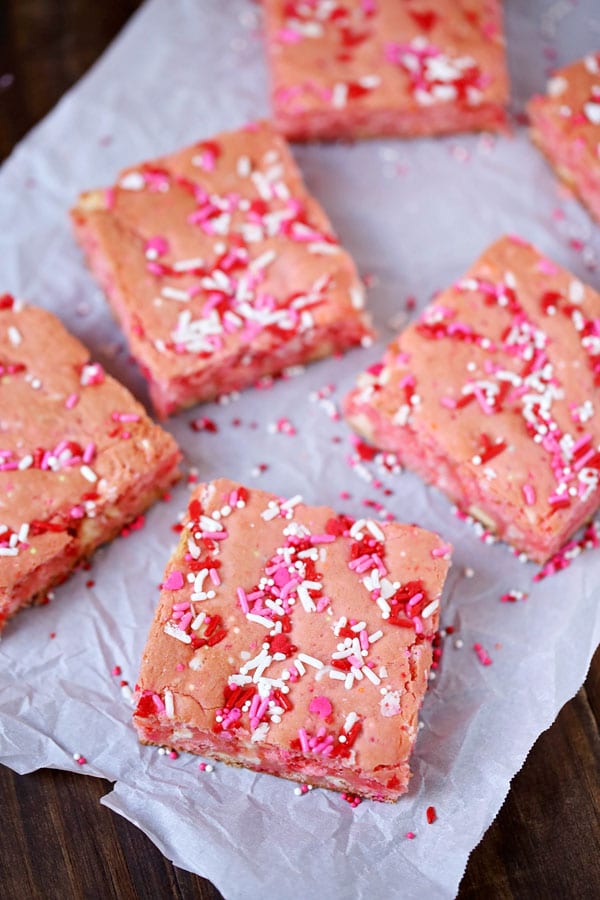 Easy Valentine's Day dessert. These strawberry cake mix cookies are so good! 