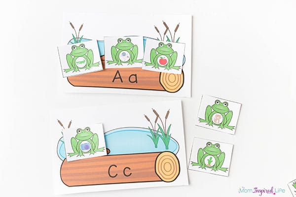 Frog letters and sounds printable activity.