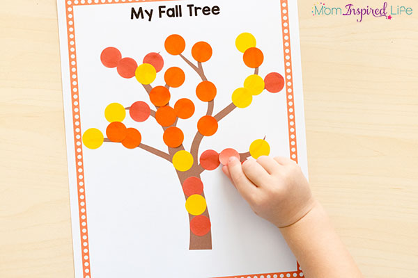 Fun fall art project for toddlers and preschoolers.