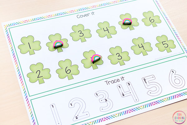 St. Patricks Day printable math game for preschool and kindergarten.