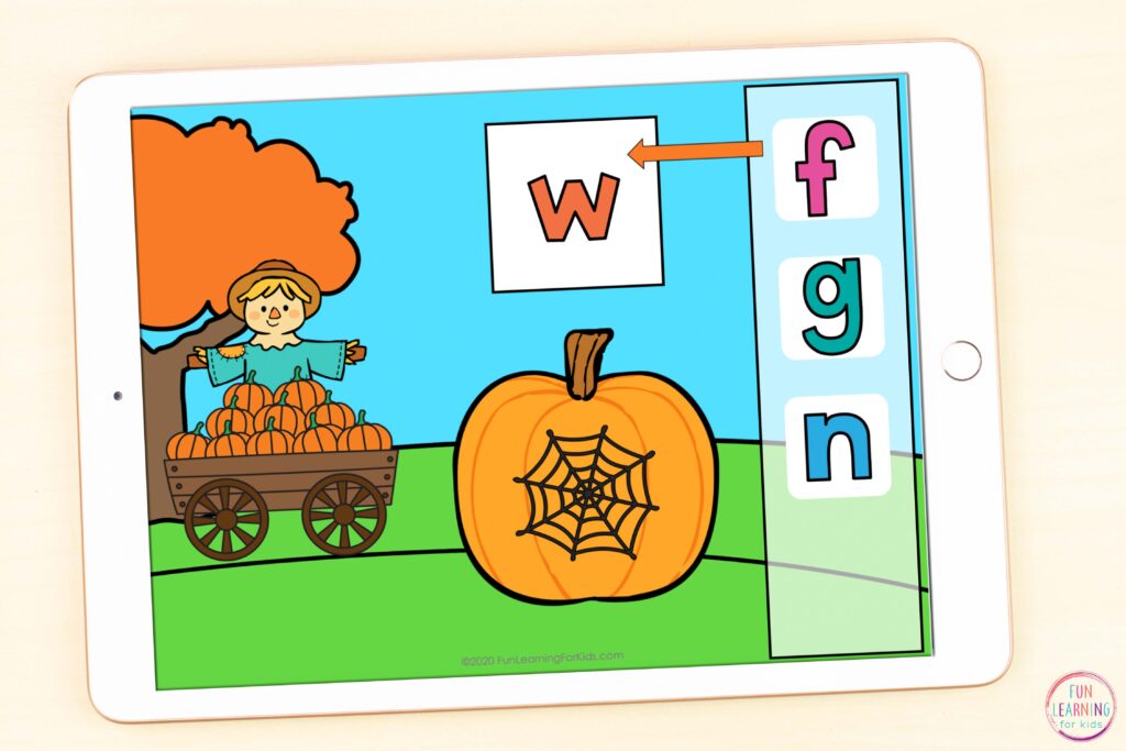 Free pumpkin theme beginning sounds activity for Seesaw and Google Slides.