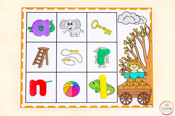 Free printable pumpkin theme alphabet activity.