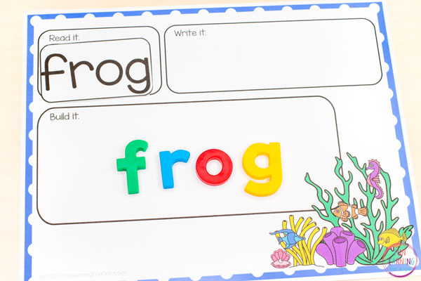 Use these engaging fish theme word work mats for your literacy centers.