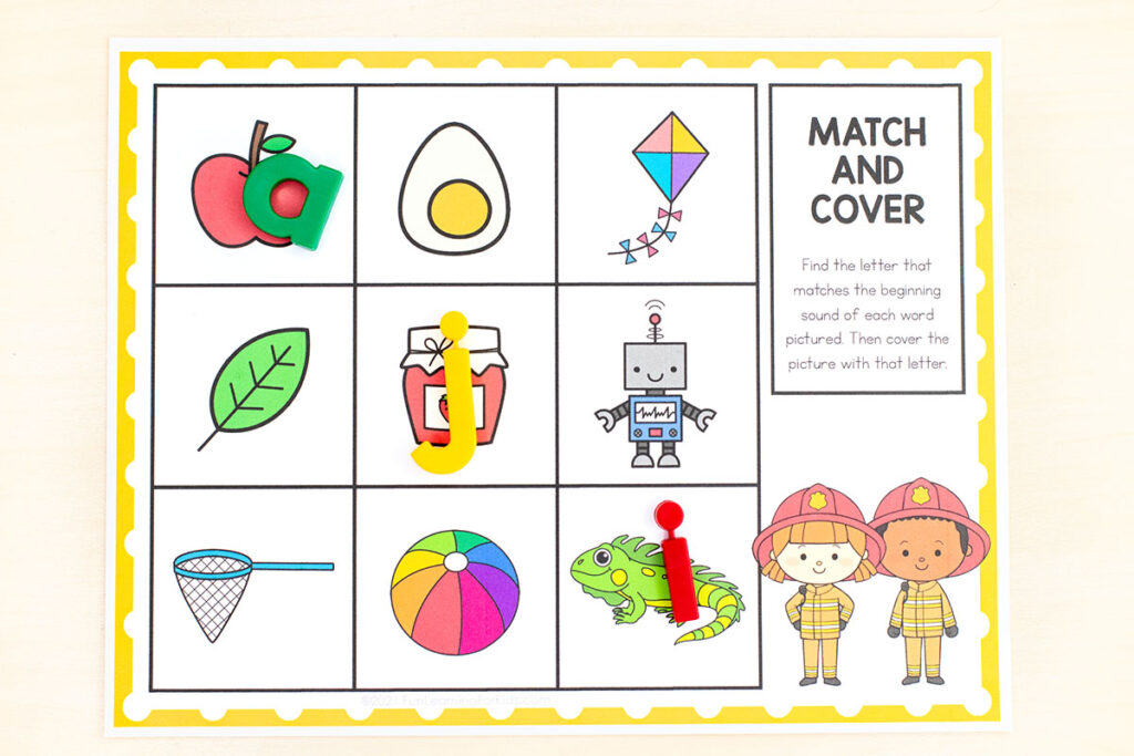 Free community helpers themed mats with 9 pictures on each mat. Students find the letter magnet or letter tile that corresponds to the initial sound they hear at the beginning of the word and cover that pic with the letter.