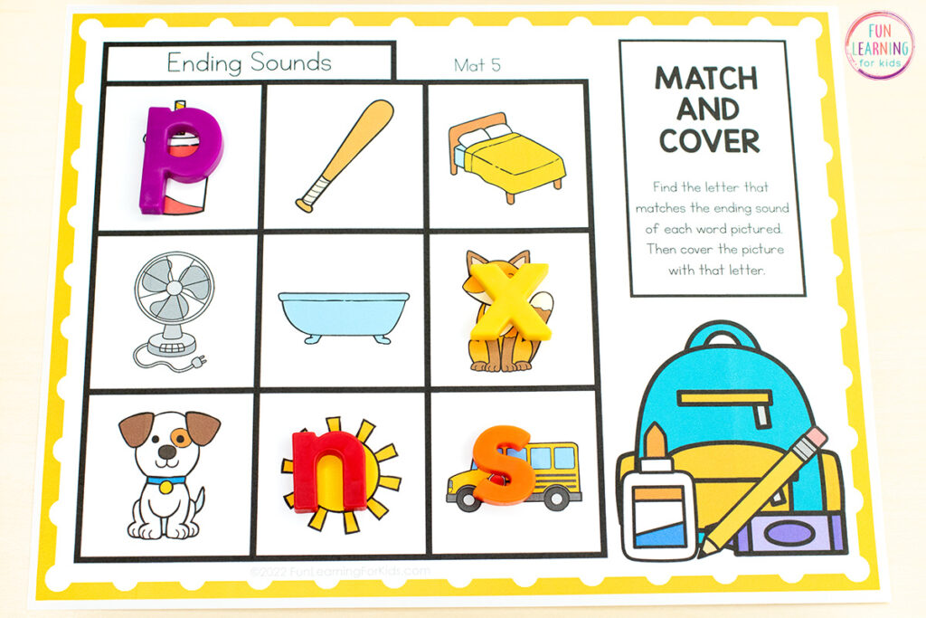 A free printable phonics and phonemic awareness activity for kids.