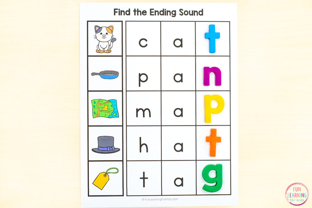 Free printable missing ending sound CVC word mats for learning to read and spell CVC words.