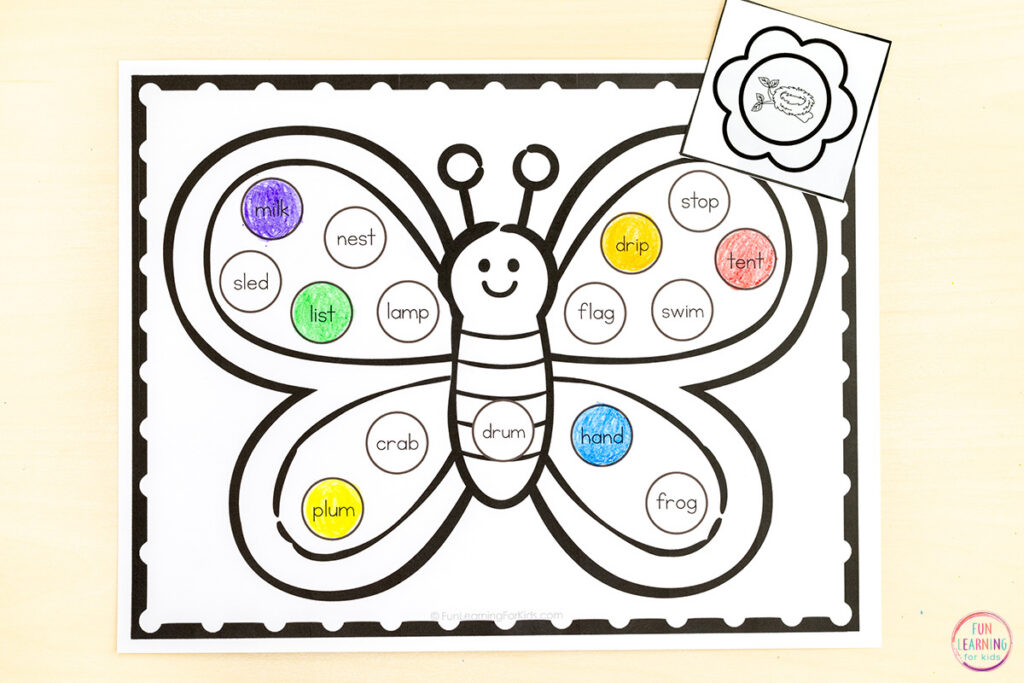 Spring butterfly consonant blends phonics activity for kids who are learning to read in kindergarten and first grade.